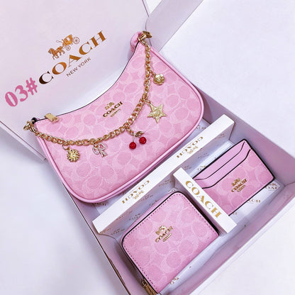 Coach Full Set
3 in1

With Box 

125 dhs 

Zain250
♥️♥️♥️