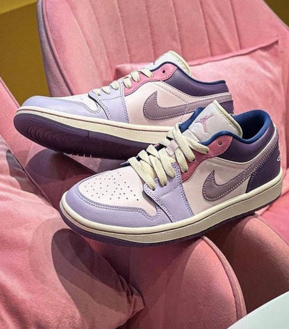 Air Jordan 1 Low "Pastel Plum" 💜🌸
36-41 AVAILABLE 🤩
210 dhs❣️

Zain242
♥️♥️♥️