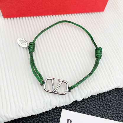 VALENTINO 
BRACELET
UNISEX
45 DHS🇦🇪🇦🇪 
WITH BOX AND PAPER BAG🎁🛍️

Zain89
♥️♥️♥️