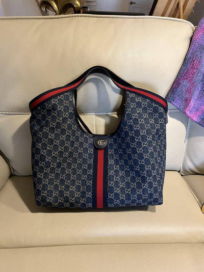 Gucci
Master Bags
For Price 👇 WTSP Text Zain 0568585901

Zain111
♥️♥️♥️