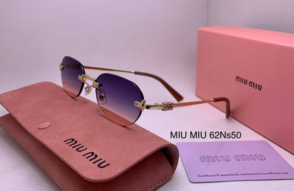 Miu Miu 
70 dhs🇦🇪

Zain126
♥️♥️♥️