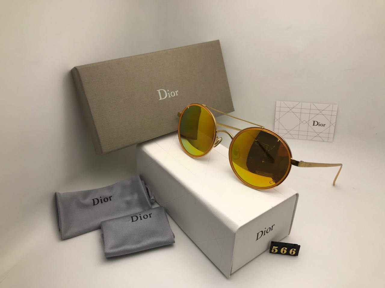 Ladies sunglasses 
70 dhs✅

Zain126
♥️♥️♥️