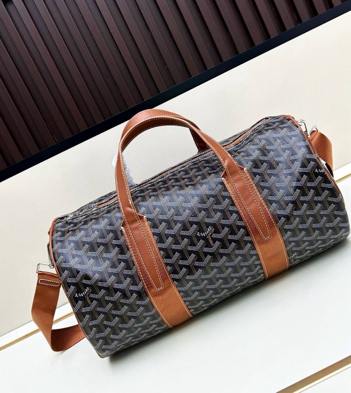 GOYARD TRAVELING BAG 
 GOOD QUALITY 
115 dhs✅
40CM

Zain295
♥️♥️♥️