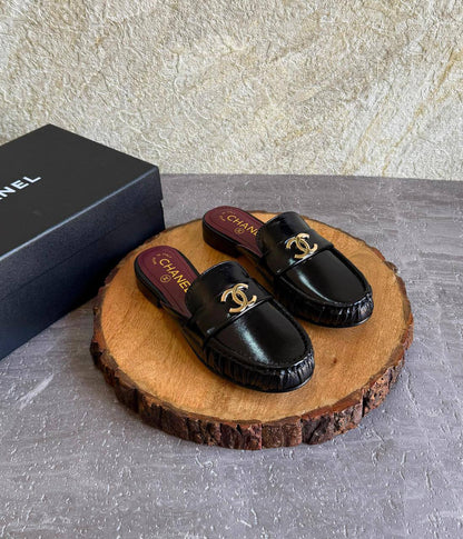 CHANEL 💫😍
SuperMaster Quality 💯
490 dhs💓
Size: 36-41 💥

Zain171
♥️♥️♥️