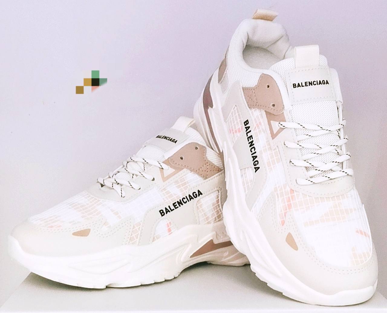 Balenciaga
Size 39to45          
75 dhs✅

Zain163
♥️♥️♥️