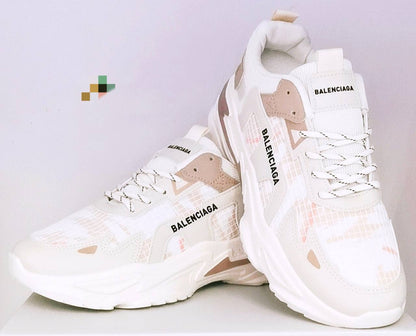 Balenciaga
Size 39to45          
75 dhs✅

Zain163
♥️♥️♥️