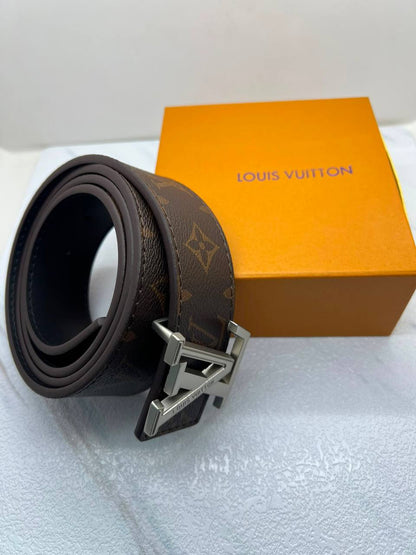 Belts
60 dhs🇦🇪🇦🇪

Zain182
♥️♥️♥️