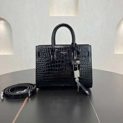 YSL NEW COLLECTION 💕💕
Supper master quality 💯
Available ❤️
With full packing 📦
For Price 👇 WhatsApp✅
0568585901 
0507557372
0552275751 Owner Zain 👌

Zain252
♥️♥️♥️