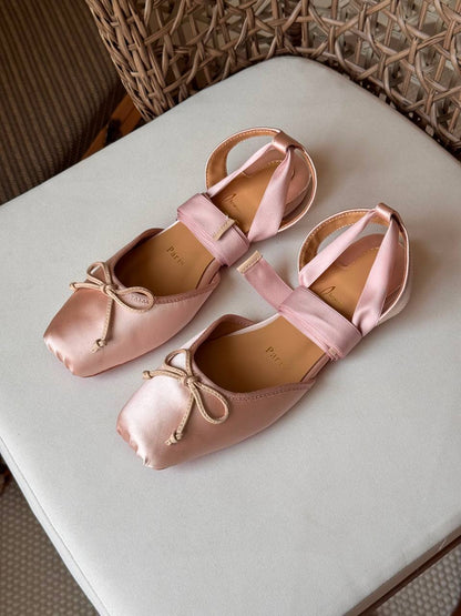 Christian LOUBOTIN
✨ new Collection
👠 36–41
💎 Premium Quality
🔥 Super Master
450 dhs🇦🇪🇦🇪

Zain198
♥️♥️♥️