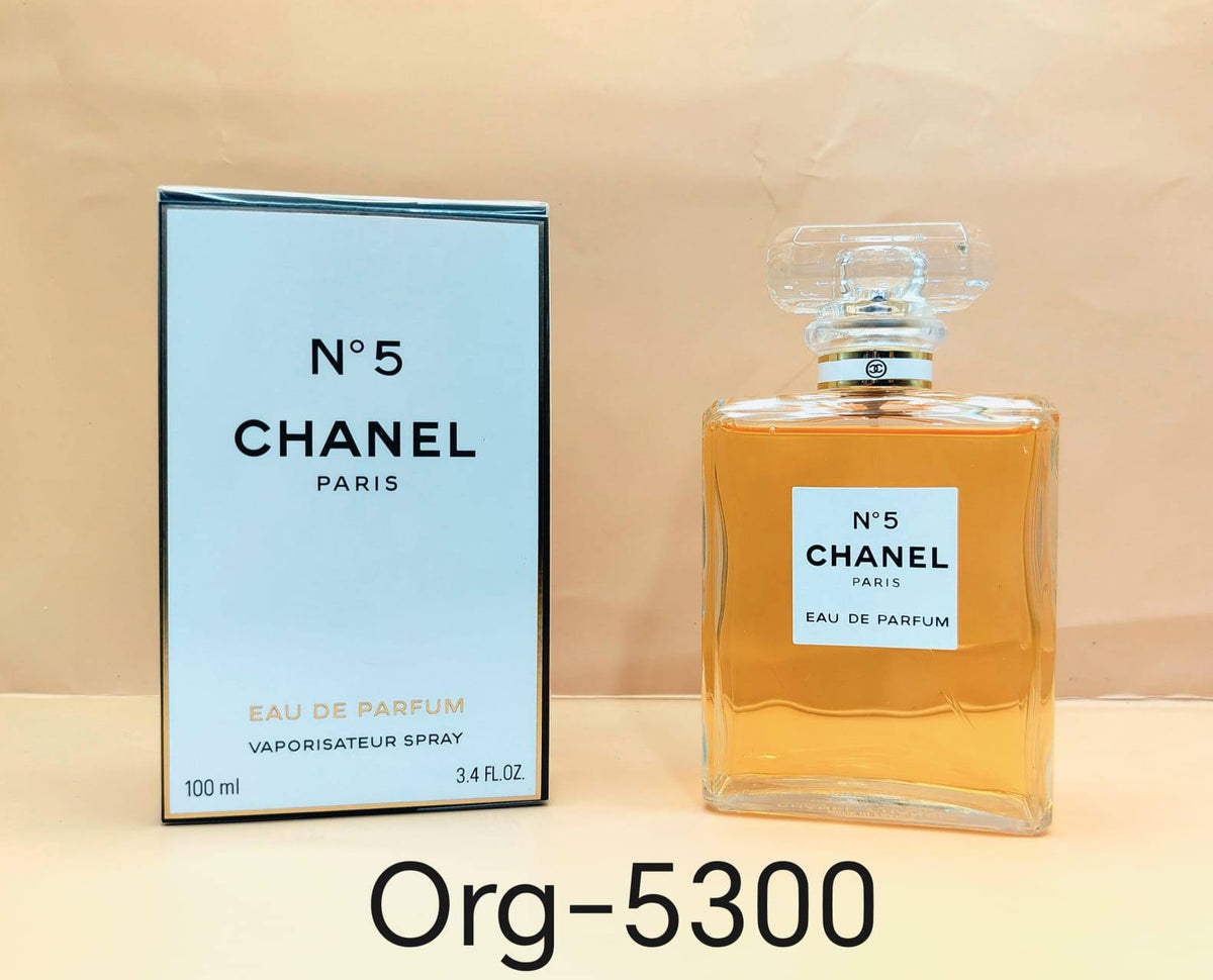 Mixed perfumes

50 dhs🇦🇪🇦🇪

Zain211
♥️♥️♥️