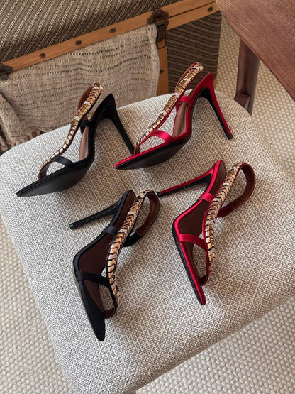 GIUSEPPE ZANOTTI 🖤
Size: 36 to 41
Super master quality 
450 dhs✅

Zain198
♥️♥️♥️