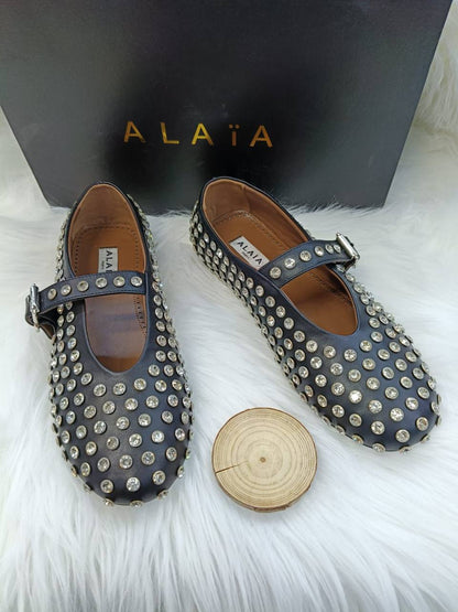 ALAIA
QUALITY…master🤗
SIZE  ……… 36-42🥳
360 dhs✅

Zain119
♥️♥️♥️