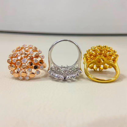 CHAUMET SET❤️‍🔥*
Necklace ✨
Earring 🦋
Ring 💍 available size👇
6,7,8,9
Bangle 🐦‍🔥
Master quality 💯
With normal boxes 🗃️ 
230 dhs💓
With master box 🗃️ 
300 dhs💓

Zain216
♥️♥️♥️