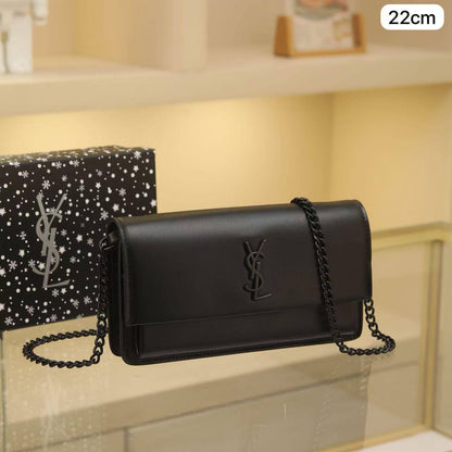 🌼 YSL Sunset
1️⃣ First quality ＋🎁
Size : 22 * 14 * 6 cm
90 dhs✅
with box🎁

Zain115
♥️♥️♥️