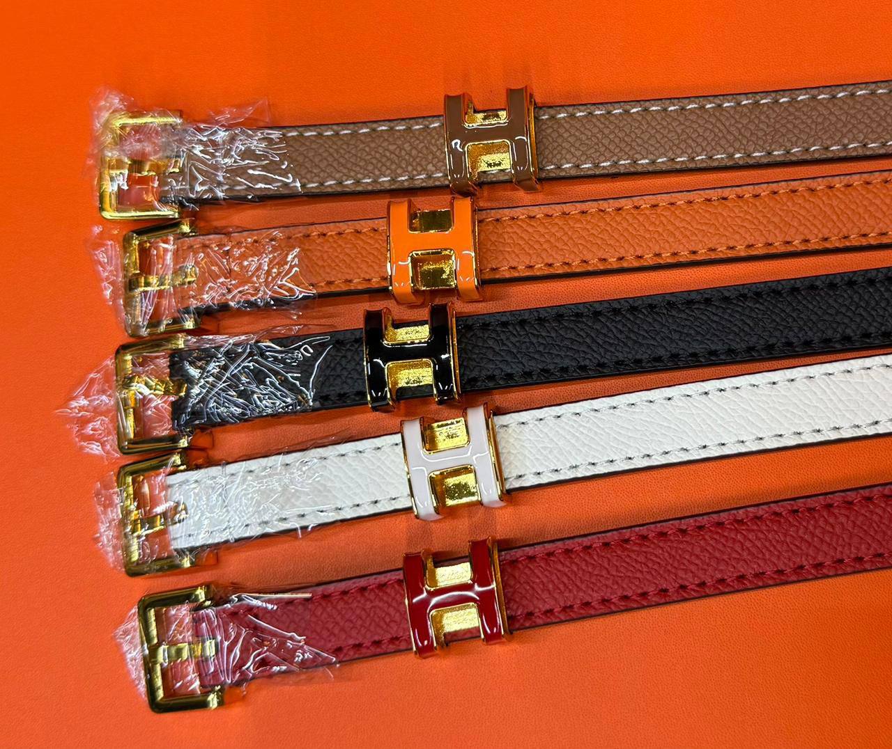 Hermes Belt

55 dhs✅

with box
🎁🎁🎁

Zain93
♥️♥️♥️