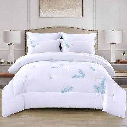 New collection ✅✅✅✅
Embroidered 🪡🪡🪡
100 % cotton 
Comfort set 
King size comfort 6pcs set 
170 dhs💓

Zain99
 ♥️♥️♥️