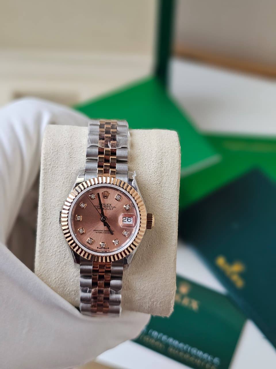*♛ROLEX♛*
Rolex
_DATE-JUST 28MM 
Swiss Movement🇨🇭
Water Resistant 💧
Sapphire Crystal 
Super Master Quality 
With Original Box  📦🛍️
For Price 👇 WhatsApp✅
0568585901 
0507557372
0552275751 Owner Zain 👌

Zain282
♥️♥️♥️