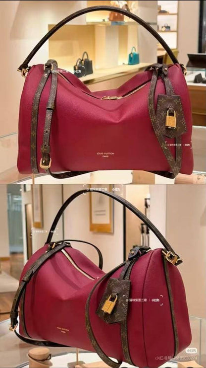 LV
Express PM
Master quality
26 cm with box
220 dhs💛

Zain95
♥️♥️♥️