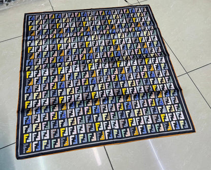 Silk square scarf 
40 dhs🪙💚

Zain93
♥️♥️♥️