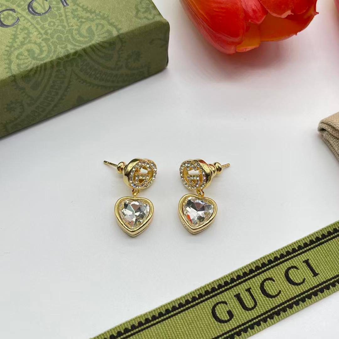 GUCCI
Earing 
45 dhs🪙💕

Zain263
♥️♥️♥️