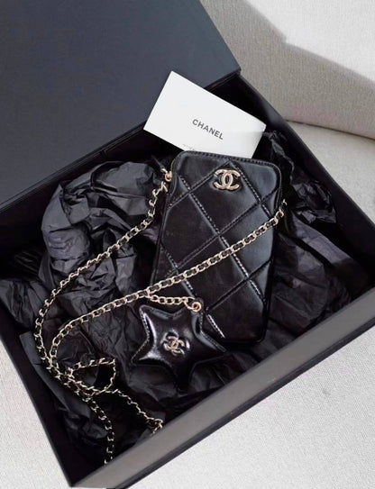 Chanel
85 dhs🇦🇪🇦🇪

Zain26
♥️♥️♥️