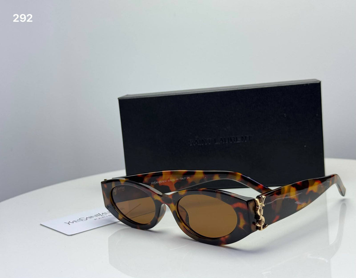 Sunglasses 

good quality
65 dhs🇦🇪🇦🇪

Zain182
♥️♥️♥️