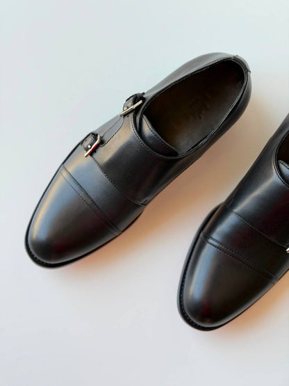 HERMES LOAFER
*VIP QUALITY*
*SIZE: 40 TO 46*
550 dhs💓

Zain185
♥️♥️♥️