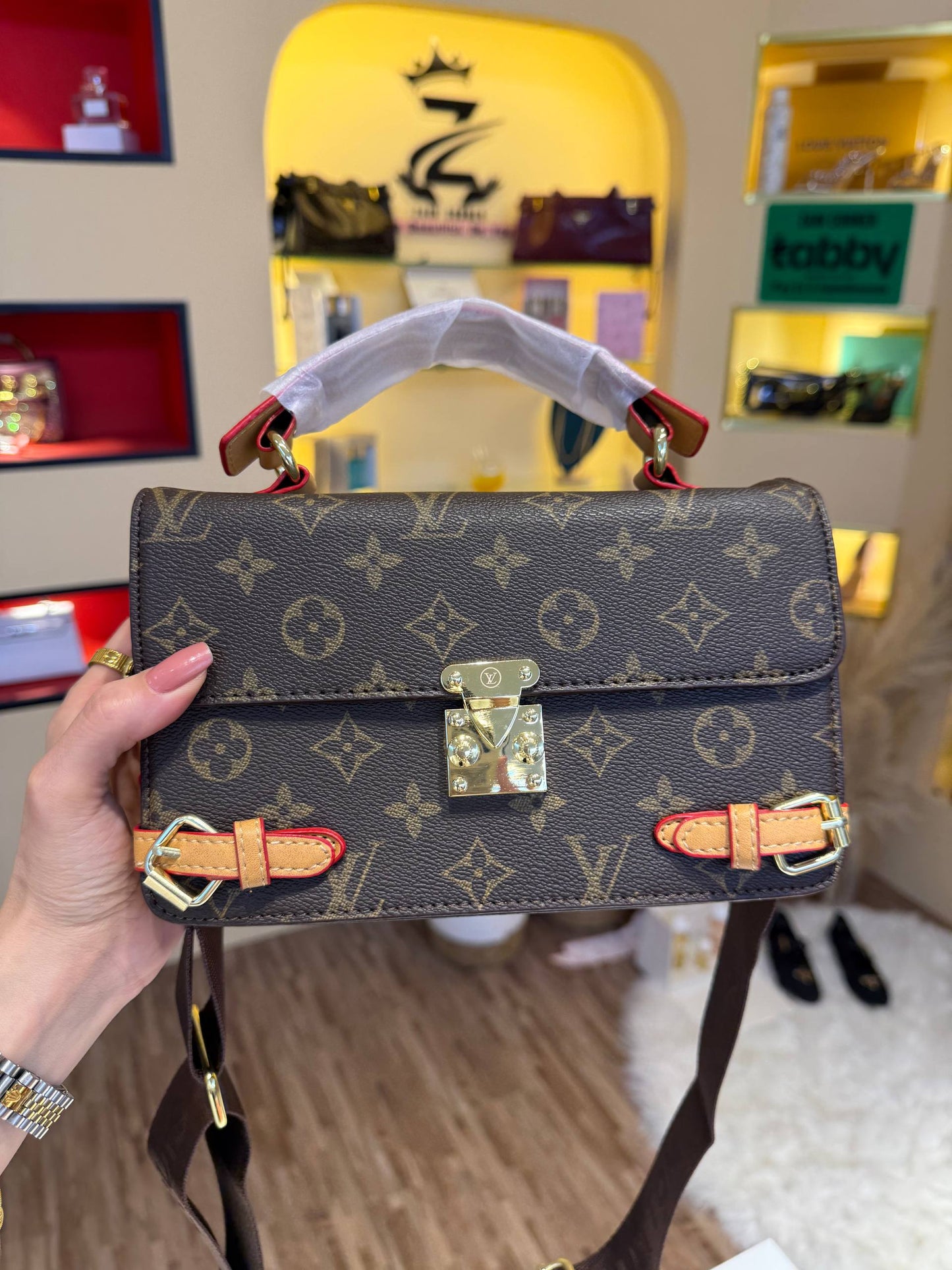 Lv

75 dhs 

Zain31

اطلبوها من الوتس المثبت في الأعلى👆🏻👆🏻

تواصلو معنا 👈🏻 Zain 
For order WhatsApp pinned 👆🏻

♥️♥️♥️