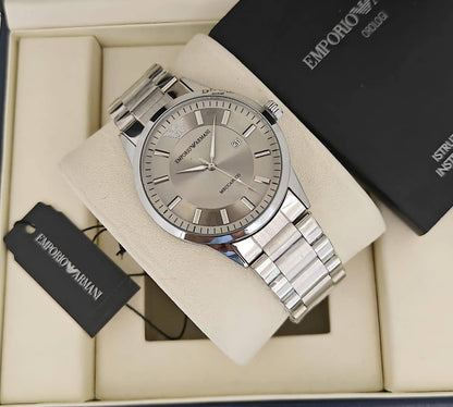 Armani metal Men
65 dhs🪙🌨️
*Battery*

Zain29
♥️♥️♥️