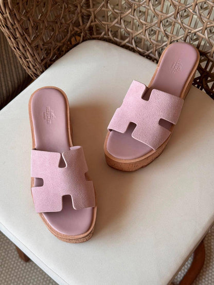 🩶 HERMES 🩶
✨ New Collection
👠 36–41
💎 Premium Quality
🔥 Super Master
450 dhs✅

Zain198
♥️♥️♥️