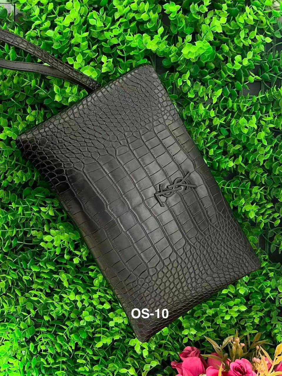 Gucci
Lv
Burberry
Coach
Ysl
Hermes
Prada
Goyard
Fendi

105 dhs🇦🇪🇦🇪🇦🇪

Zain182
♥️♥️♥️
