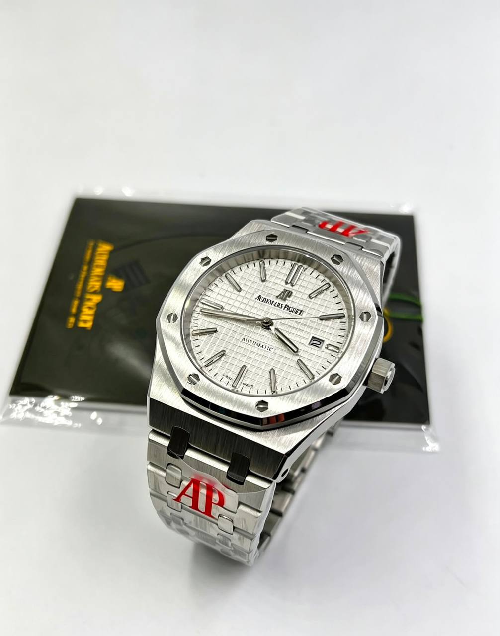 AP
Automatic  
250 dhs🇦🇪🇦🇪

Zain85
♥️♥️♥️
