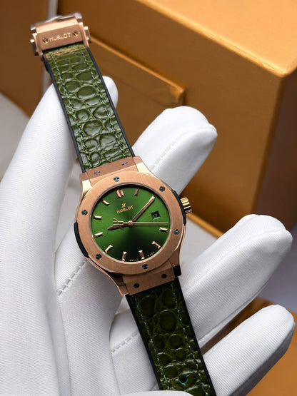Hublot watch for ladies good quality 
220 dhs✅

Zain59
♥️♥️♥️