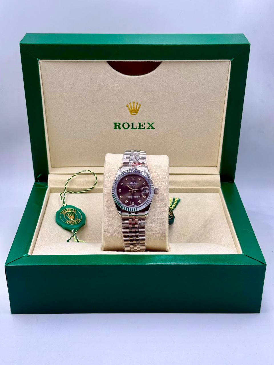 Rolex Ladies Master quality
*Automatic*
230 dhs✅

Zain08
♥️♥️♥️