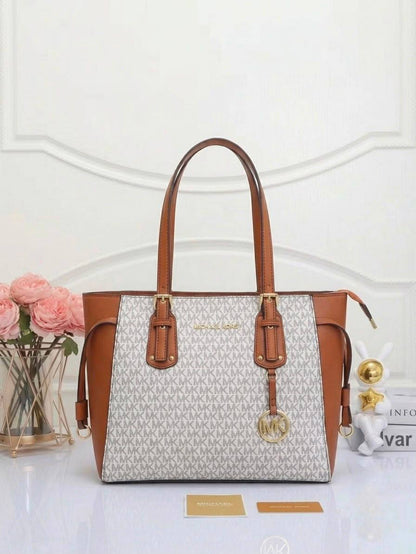 Mak
High quality 
100 dhs✅

Zain50
♥️♥️♥️