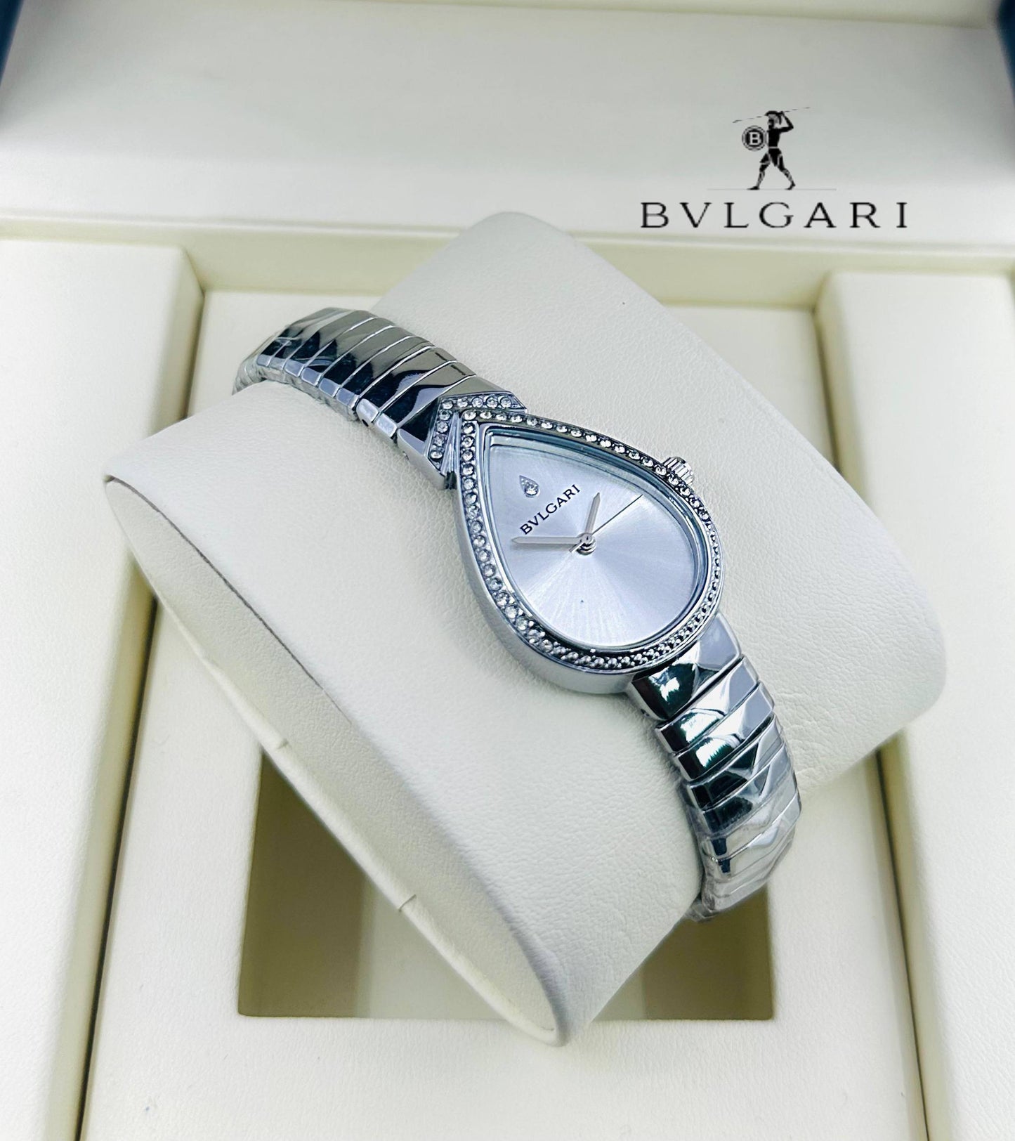 Bvlgari Ladies
55 dhs🪙🌨️

Zain29
♥️♥️♥️