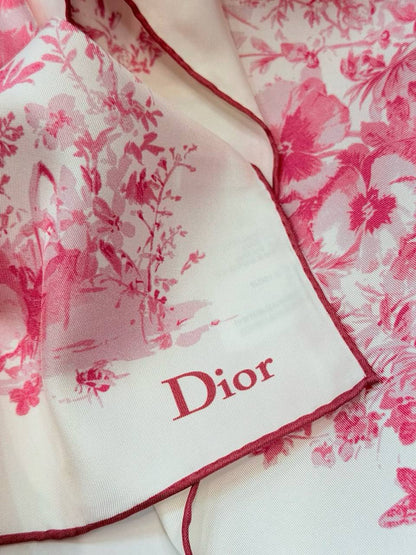 DIOR
💙*VIP QUALITY*💙
💙*90*90*💙
💙*100% SILK*💙
320 dhs🇦🇪🇦🇪

Zain281
♥️♥️♥️