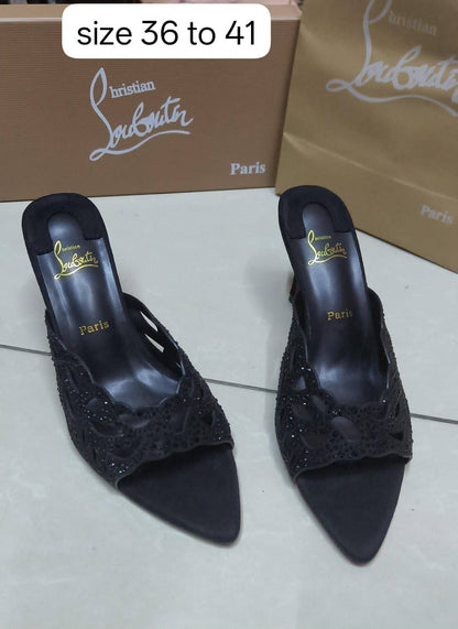 Christian

size 36 to 41

120 dhs✅

Zain146
♥️♥️♥️