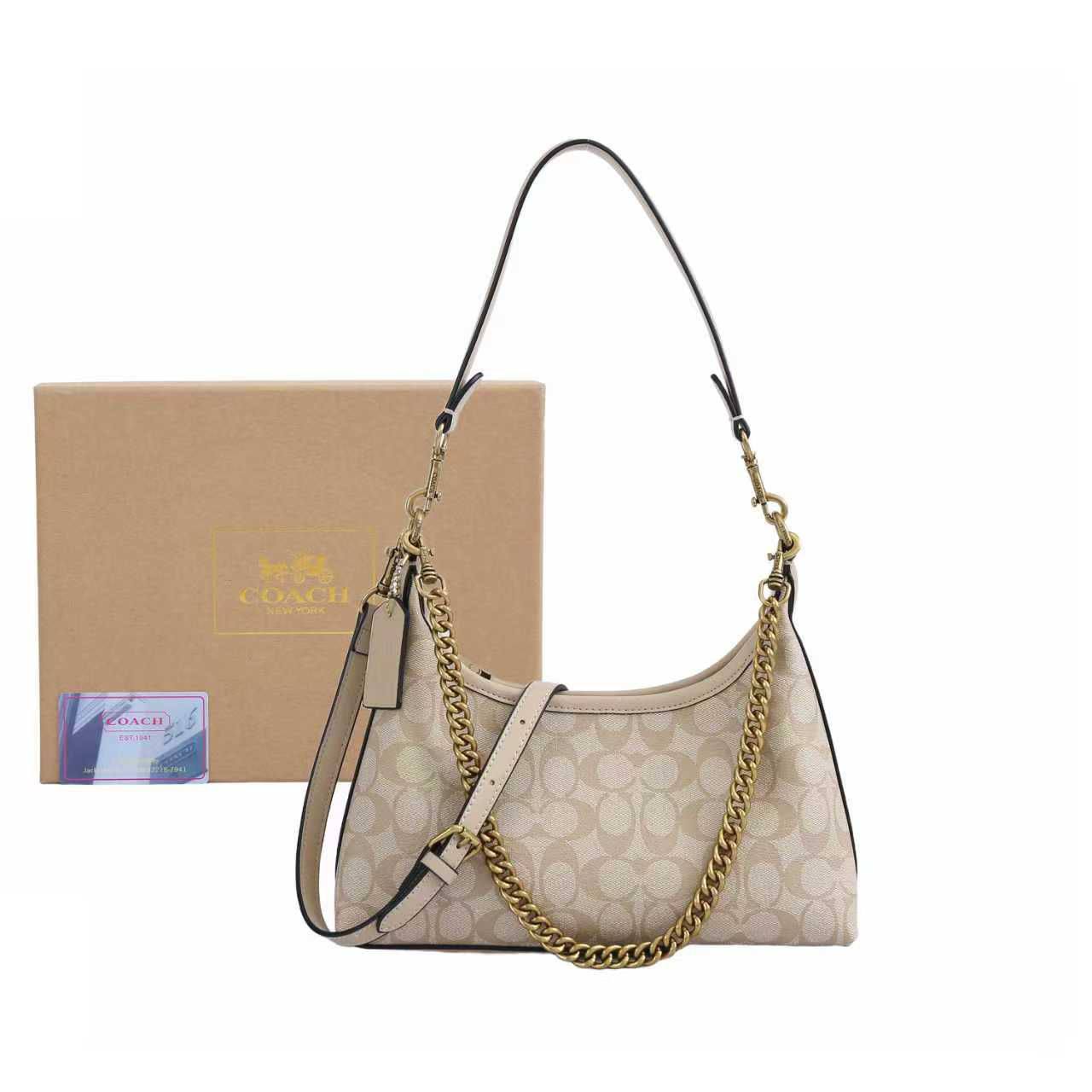 Coach

with box
🎁🎁🎁

90 dhs🪙🌨️

Zain143
♥️♥️♥️