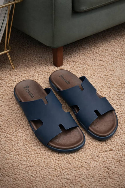 slippers for men good quality  with box and paper bag size available (40to46) 6to12) 
180 dhs❣️

Zain59
♥️♥️♥️
