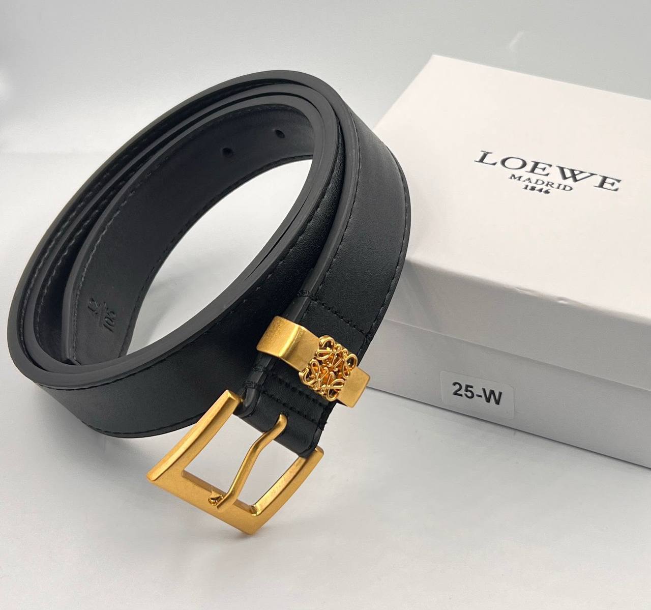 Belts
65 dhs✅

with box
🎁🎁🎁

Zain182
♥️♥️♥️
