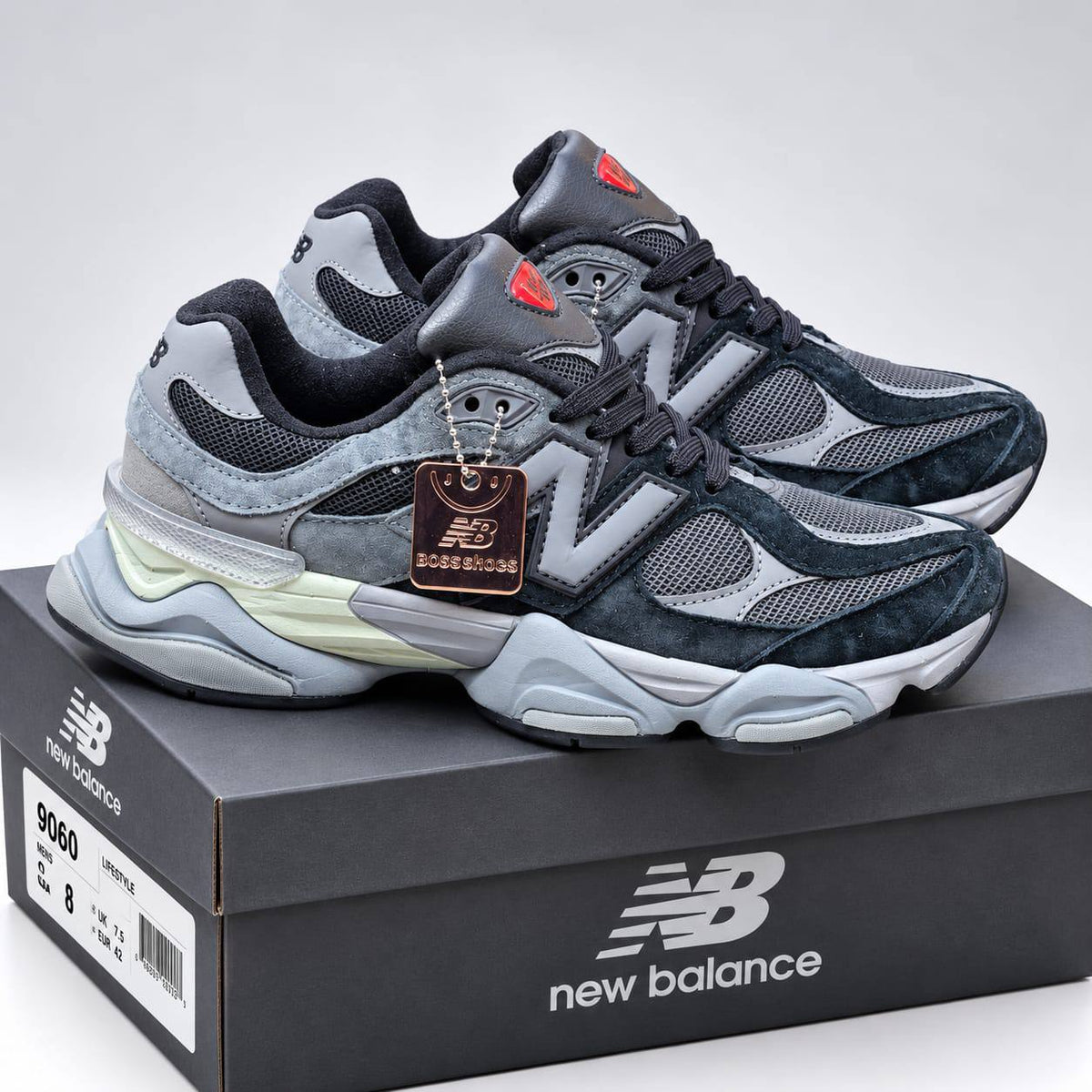 NB

SIZE 40 TO 45

115 dhs🇦🇪🇦🇪🇦🇪
Zain27
♥️♥️♥️