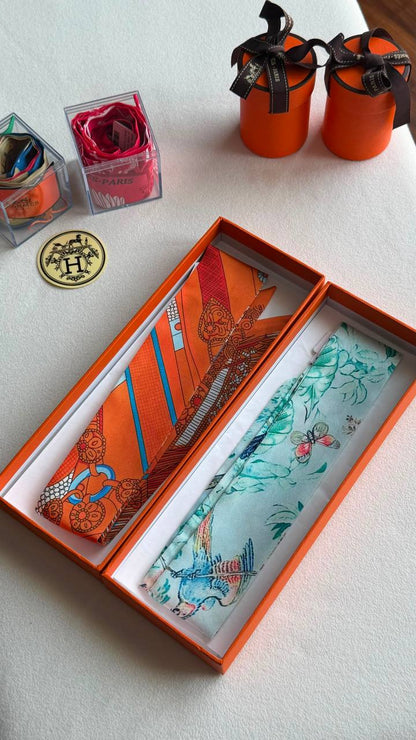 Hermes 
*Twilly Scarf* 
*With orginal packing*  🎁
250 dhs🇦🇪🇦🇪
*VIP QUALITY*

Zain280
♥️♥️♥️