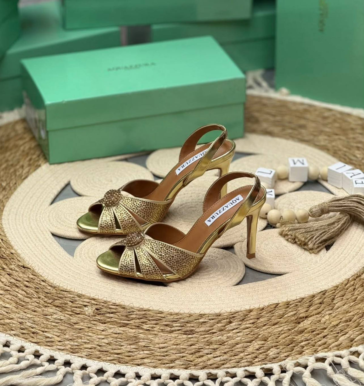 Aquazzura

150 dhs
36-41

Zain80
♥️♥️♥️