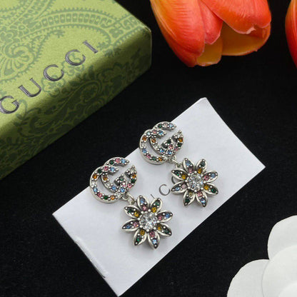 Gucci 🔥*
Earring 🦋
Master quality 💯
With normal boxes 🗃️ 
45 dhs✅
With master box 📦 
60 dhs✅

Zain216
♥️♥️♥️