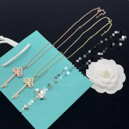 OFFER PRICE 
TIFFANY ✨💥
NECKLACE 
 45 DHS✅
WITH BOX AND PAPER🎁🛍️ BAG💫⭐✨💥

Zain89
♥️♥️♥️