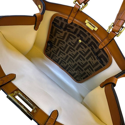 FENDI 

COPY ONE 
NEW CAME 
195 dhs🇦🇪🇦🇪

Zain39
♥️♥️♥️
