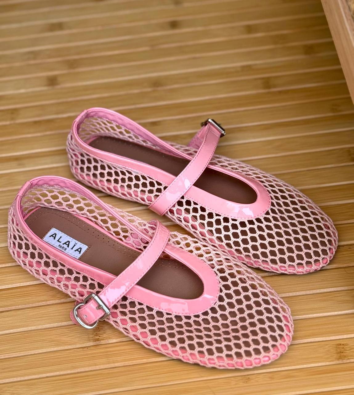Alaia
𝗦𝗶𝘇𝗲: 𝟯𝟲 𝘁𝗼 𝟰𝟭 
Super Master
450 dhs✅

Zain302
♥️♥️♥️