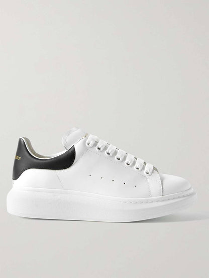 ALEXANDER MCQUEEN ‘BLACK/WHITE’🖤🤍
36-45 AVAILABLE 🤩
250 dhs✅

Zain242
♥️♥️♥️
