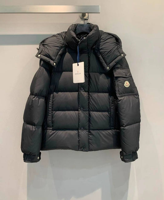MONCLER
Men’s Puffer Jacket 
Master Quality 
SMLXLXXL 
950 dhs✅✅

Zain276
♥️♥️♥️